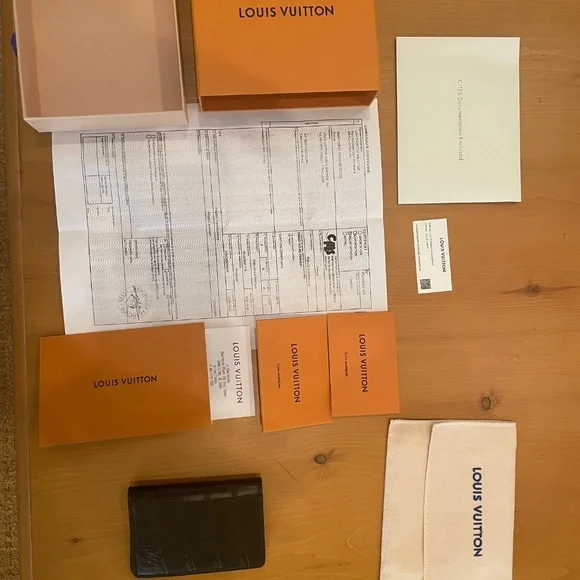 Louis Vuitton Pocket Organizer